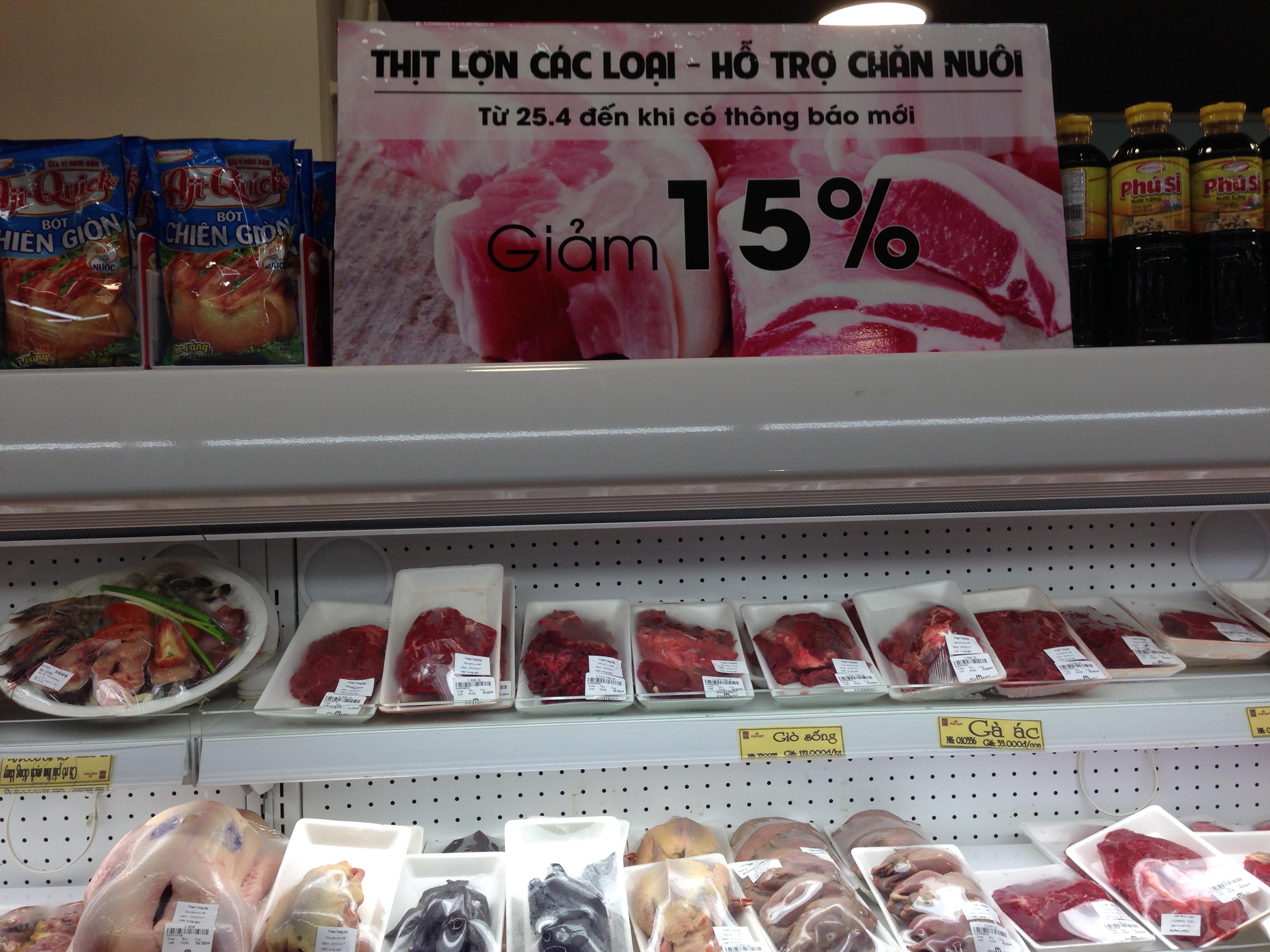 Giải cứu thịt lợn: Các siêu thị vào cuộc bằng việc giảm giá sâu